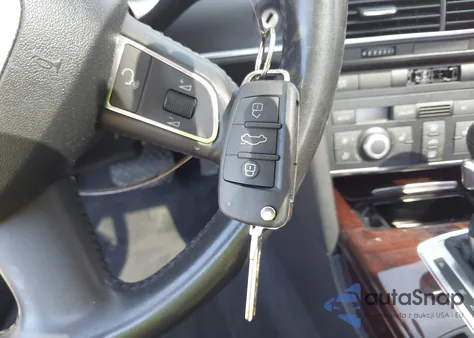 2010 Audi A6 3.0 Premium z USA, uszkodzony, nr VIN WAUFGAFB1AN052839